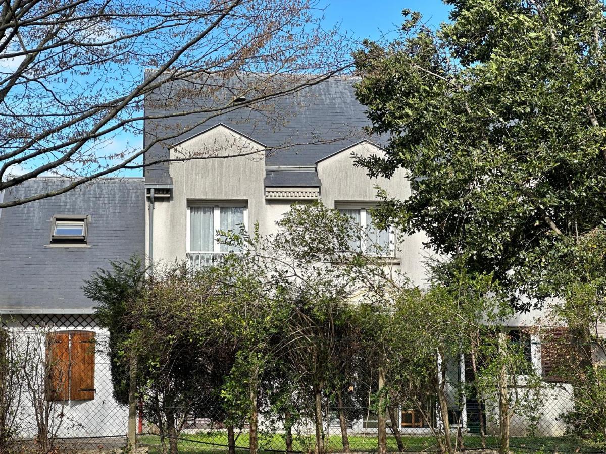 Maison De Longde-Appartement Avec 2 Chambres Villejuif Buitenkant foto